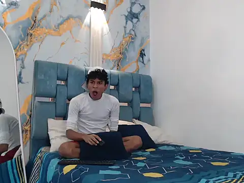 Snapshot of MAPOLA_GREAT chatting on January 2026 07:24:01 AM MAPOLA GREAT online show from January 2026 07:24:01 AM