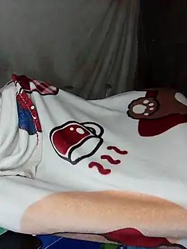 Snapshot of -Nicole-e chatting on January 2026 01:41:02 AM -Nicole-e online show from January 2026 01:41:02 AM