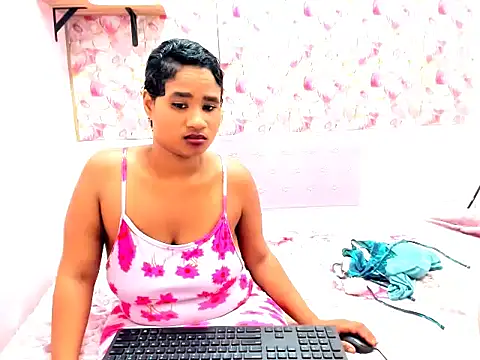 ebonyskylar694u online show from January 2026 08:08:01 AM