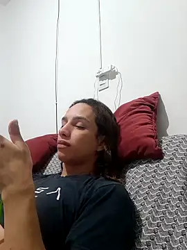 ofjuliaa online show from April 2026 02:01:01 AM