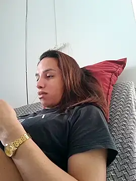 Snapshot of ofjuliaa chatting on June 2026 03:03:02 PM ofjuliaa online show from June 2026 03:03:02 PM