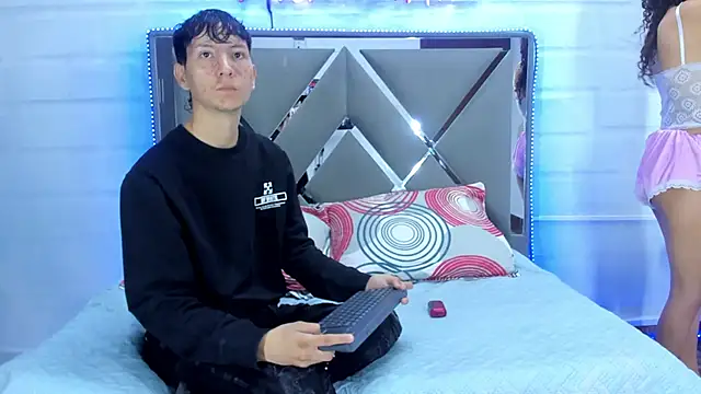 BunnyLove  online show from January 2026 12:05:01 AM