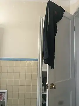 Snapshot of Tamiii420 chatting on February 2026 06:17:02 PM Tamiii420 online show from February 2026 06:17:02 PM