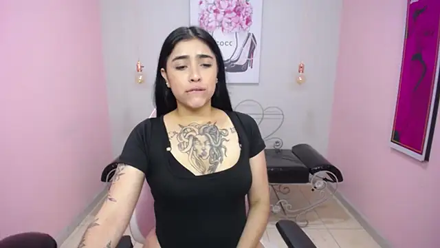 Snapshot of Adri_gomez_x chatting on May 2026 12:55:02 PM Adri gomez x online show from May 2026 12:55:02 PM