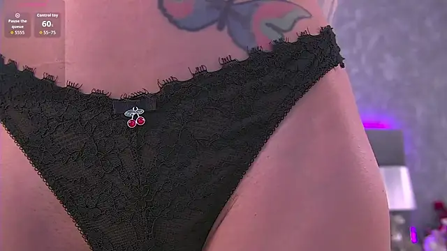 ApriLicious online show from February 2026 08:29:02 PM