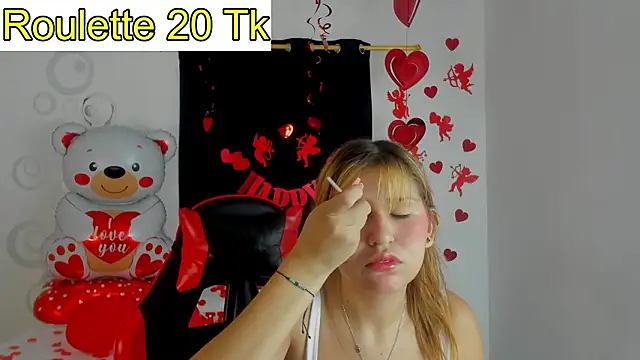 Snapshot of Bella_Blanca chatting on February 2026 12:12:01 PM Bella Blanca online show from February 2026 12:12:01 PM