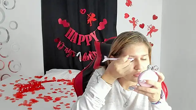 Snapshot of Bella_Blanca chatting on February 2026 12:12:01 PM Bella Blanca online show from February 2026 12:12:01 PM