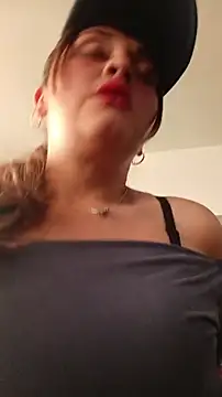 Snapshot of Alejandra_N chatting on June 2026 02:11:01 PM Alejandra N online show from June 2026 02:11:01 PM