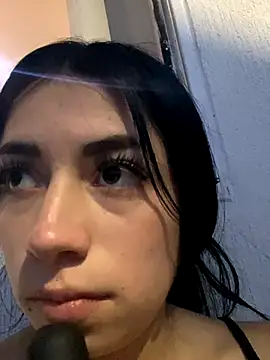 Snapshot of LunaSeduct chatting on January 2026 11:18:02 PM LunaSeduct online show from January 2026 11:18:02 PM