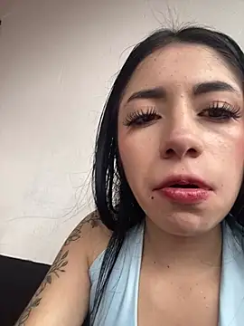 Snapshot of LunaSeduct chatting on January 2026 05:15:01 PM LunaSeduct online show from January 2026 05:15:01 PM