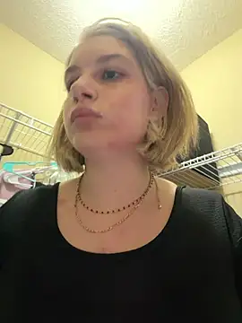 SassynNatty online show from June 2026 06:06:02 PM