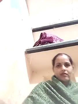 Snapshot of Hasmi_hot09 chatting on February 2026 12:53:02 PM Hasmi hot09 online show from February 2026 12:53:02 PM