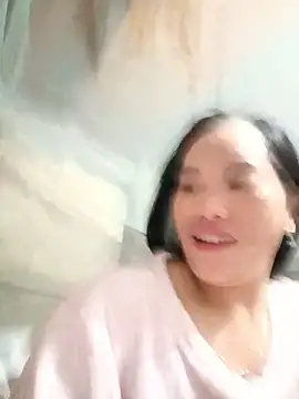 Snapshot of yu--yo chatting on January 2026 01:24:02 PM yu--yo online show from January 2026 01:24:02 PM