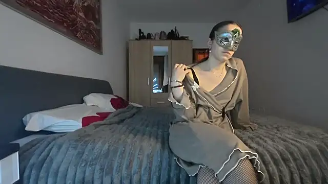 Snapshot of MMcouple200 chatting on February 2026 06:05:01 PM MMcouple200 online show from February 2026 06:05:01 PM