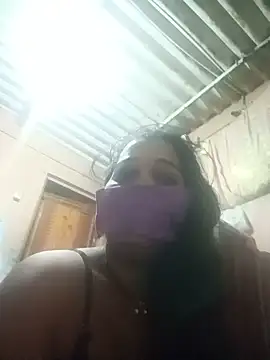 Hotnidhisexih online show from June 2026 06:47:01 PM