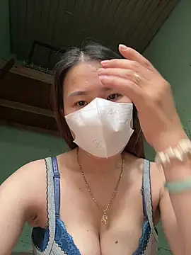 Snapshot of July-love chatting on February 2026 07:02:01 AM July-love online show from February 2026 07:02:01 AM