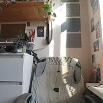 Shy Bamby online show from March 2026 10:54:01 AM