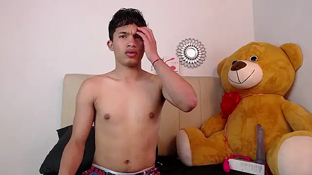 BayronSantana online show from February 2026 08:42:02 PM