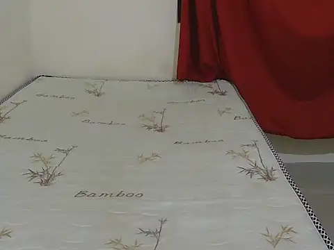 Snapshot of slut-Nana chatting on January 2026 06:54:02 PM slut-Nana online show from January 2026 06:54:02 PM