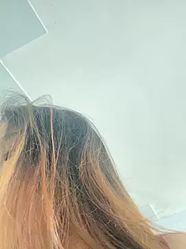 Snapshot of An-An19 chatting on March 2026 04:08:01 AM An-An19 online show from March 2026 04:08:01 AM