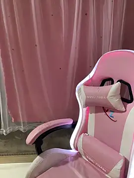 -Violet-t online show from March 2026 01:40:02 PM