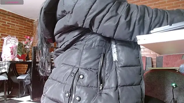 Snapshot of Lia_rouse04 chatting on March 2026 01:17:02 PM Lia rouse04 online show from March 2026 01:17:02 PM