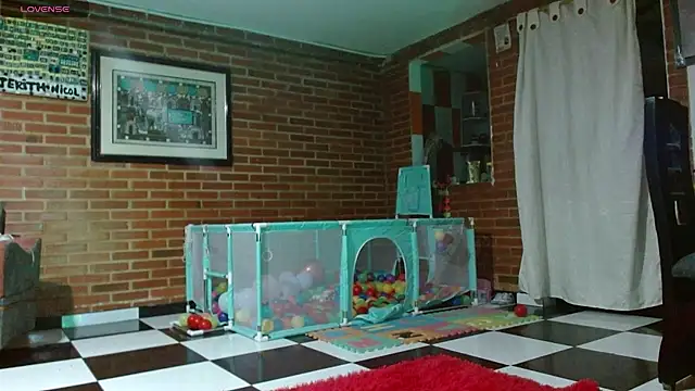 Snapshot of Lia_rouse04 chatting on March 2026 09:36:02 AM Lia rouse04 online show from March 2026 09:36:02 AM