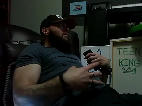 Snapshot of Numba1dad_ chatting on January 2026 05:12:01 AM Numba1dad online show from January 2026 05:12:01 AM