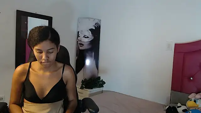 Snapshot of Ebony_foxxx chatting on January 2026 03:20:02 AM Ebony foxxx online show from January 2026 03:20:02 AM