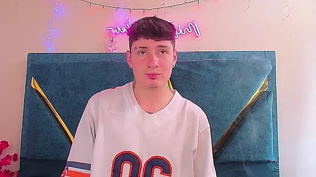 dantte grey online show from January 2026 05:29:02 PM