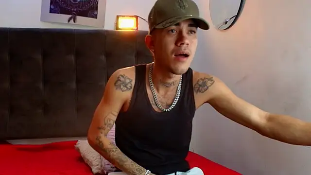 Snapshot of Ayala_777 chatting on January 2026 01:14:01 PM Ayala 777 online show from January 2026 01:14:01 PM