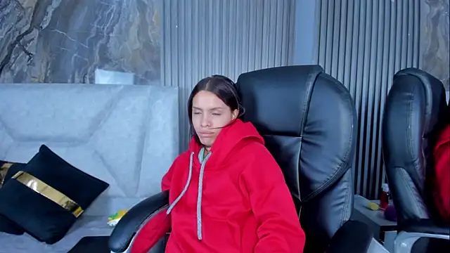 GraceAlexa12 online show from April 2026 03:02:02 PM