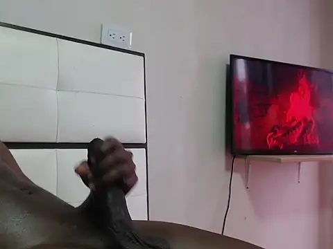 Snapshot of roddy07rich chatting on January 2026 06:13:02 PM roddy07rich online show from January 2026 06:13:02 PM