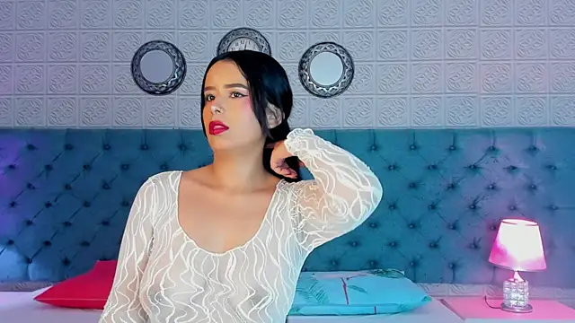 Snapshot of TinyRosee chatting on March 2026 08:04:01 PM TinyRosee online show from March 2026 08:04:01 PM