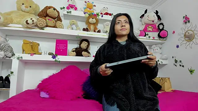 Snapshot of maira_diazz chatting on February 2026 12:34:01 PM maira diazz online show from February 2026 12:34:01 PM