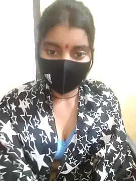 Erotic-Girl online show from January 2026 04:33:02 PM