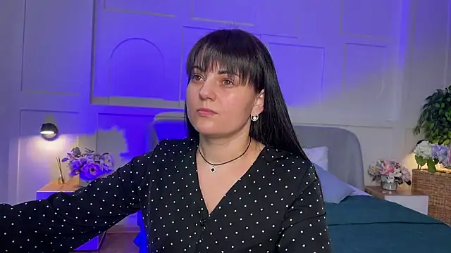  SilkyShadow  online show from February 2026 01:11:01 AM