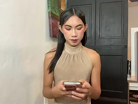Massivecockfiona online show from June 2026 09:22:02 AM