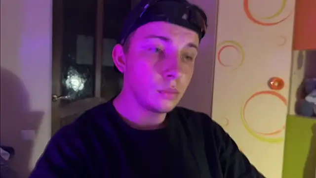 Snapshot of marcus_euphoria_ chatting on July 2026 11:40:01 PM marcus euphoria online show from July 2026 11:40:01 PM