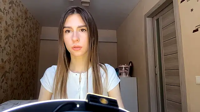 ElsieKuhlmann online show from January 2026 08:08:02 AM