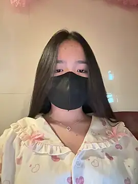 Gwen879 online show from February 2026 06:22:01 AM