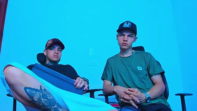 Snapshot of Thomas-Wil chatting on March 2026 03:17:01 PM Thomas-Wil online show from March 2026 03:17:01 PM