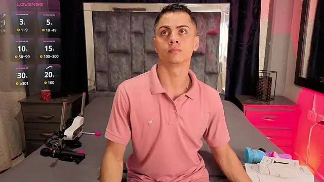 LeoMonnroe online show from July 2026 06:55:01 PM