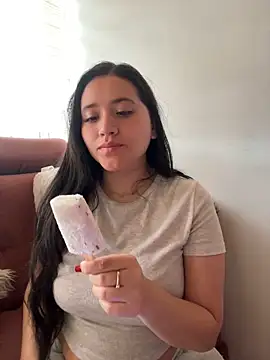 Snapshot of Veronica_Wins_ chatting on February 2026 07:14:02 PM Veronica Wins online show from February 2026 07:14:02 PM