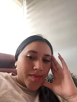 Snapshot of Veronica_Wins_ chatting on March 2026 07:20:02 PM Veronica Wins online show from March 2026 07:20:02 PM