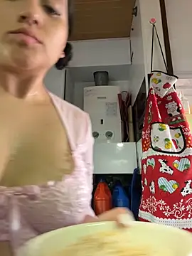 Snapshot of Veronica_Wins_ chatting on March 2026 06:11:02 PM Veronica Wins online show from March 2026 06:11:02 PM