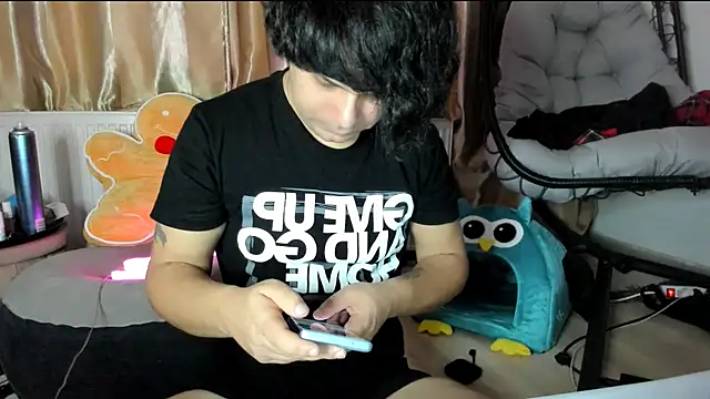 LorenzoBoy99 online show from January 2026 08:32:02 PM