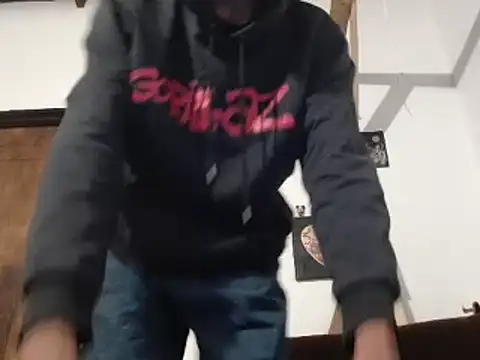 Snapshot of FallenEmigree chatting on January 2026 05:09:01 AM FallenEmigree online show from January 2026 05:09:01 AM