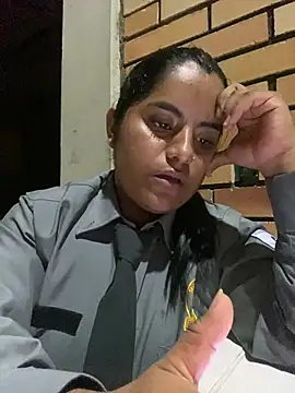 Isabel 3 online show from February 2026 01:04:02 AM