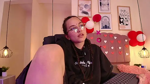 Hanabie  online show from February 2026 03:13:01 AM